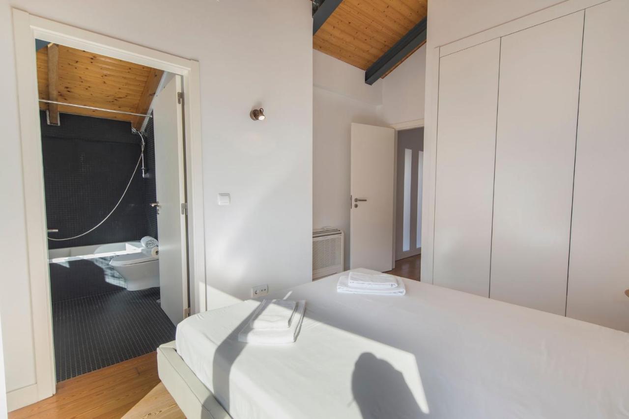 Bairro Alto Stunning Flat With Balcony By Lovelystay Lisboa Kültér fotó