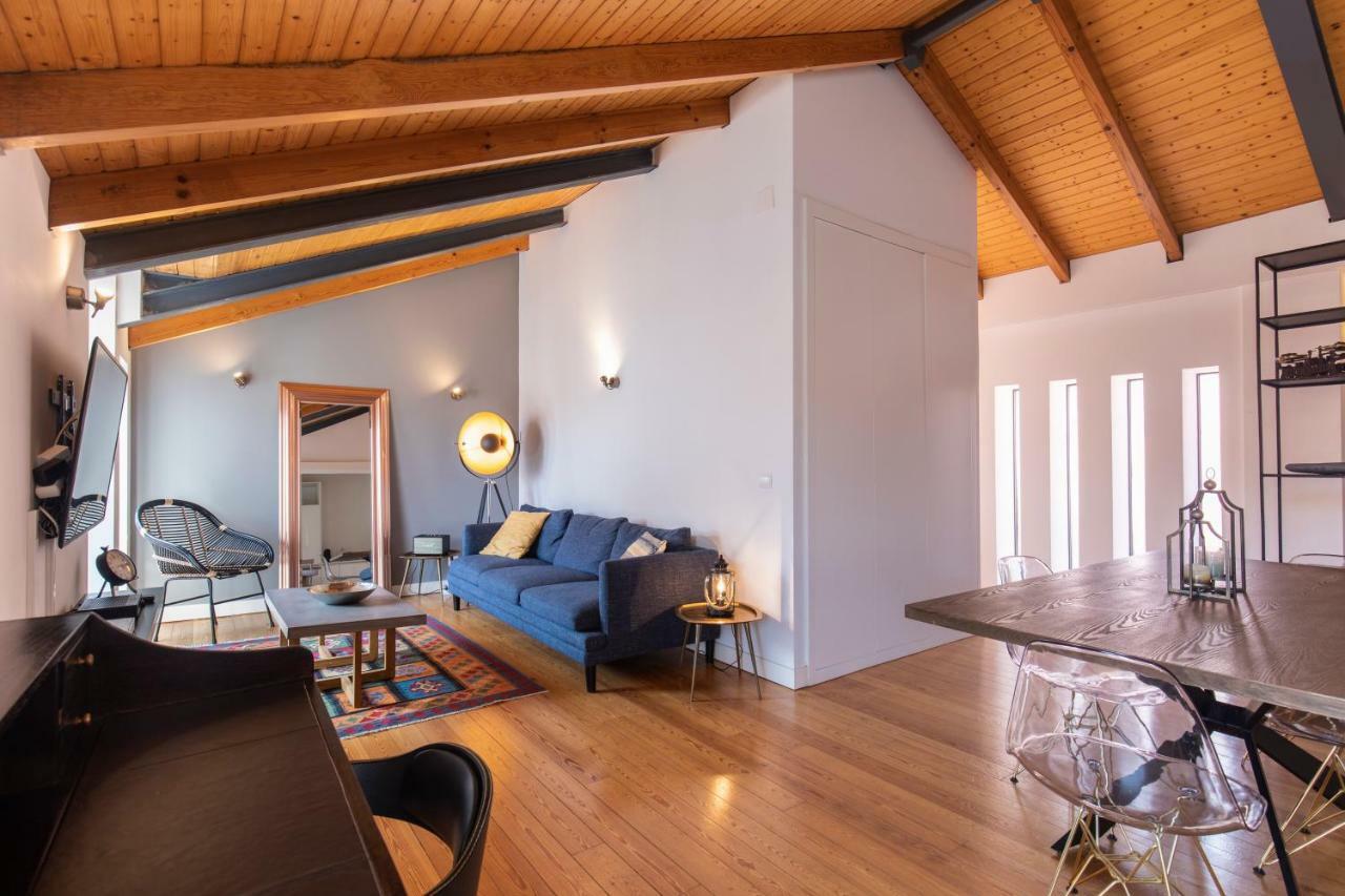 Bairro Alto Stunning Flat With Balcony By Lovelystay Lisboa Kültér fotó
